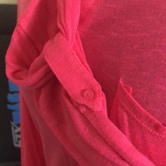 Long sleeve lightweight pullover top with front pocket and V front notch - Picture 4 of 6